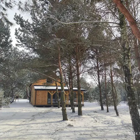 Good Place Nad Jeziorem Bialym בקתה