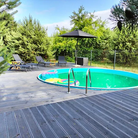 Good Place Nad Jeziorem Bialym בקתה