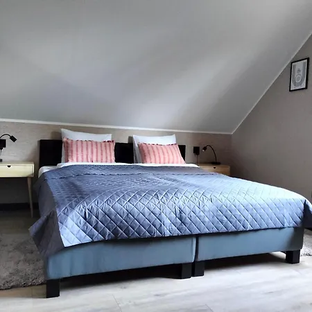 Good Place Nad Jeziorem Bialym בקתה *